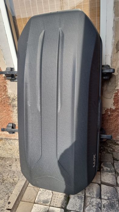 Продам автобокс с креплениями