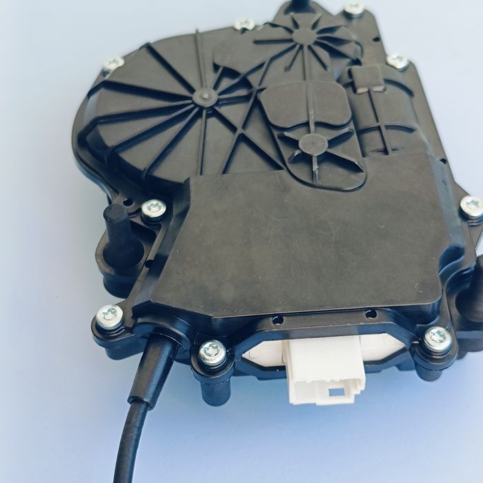 Механизъм мотор брава за багажник Soft Close BMW F10 F11 F07