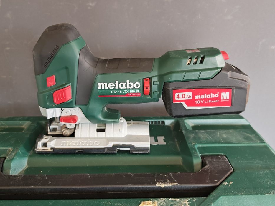 Metabo STA 18 LTX 150 BL акумулаторен прободен трион (безчетков) + 2x 4.0Ah батерии + зарядно + куфар