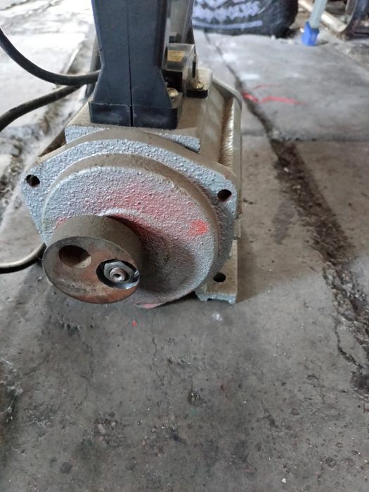 Мотор вибрационный