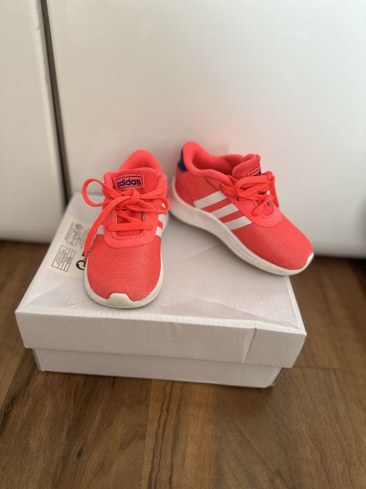 Adidasi pentru fete 23