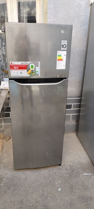 Продается холодильник Lg
