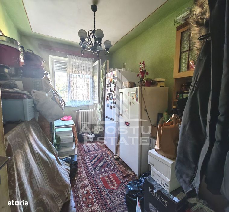 Apartament cu 4 camere de vanzare , Zona Dacia ,Timisoara