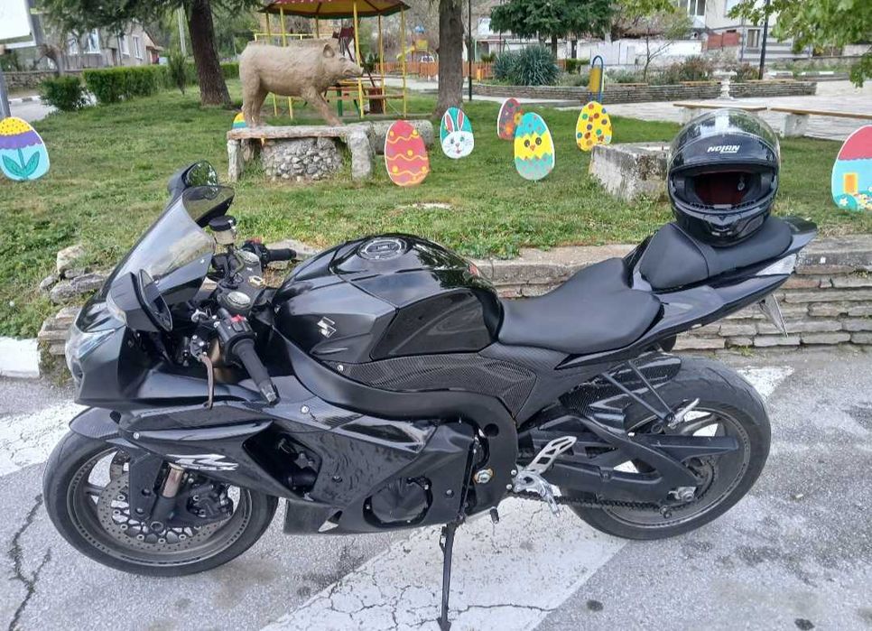Suzuki GSXR L0 1000