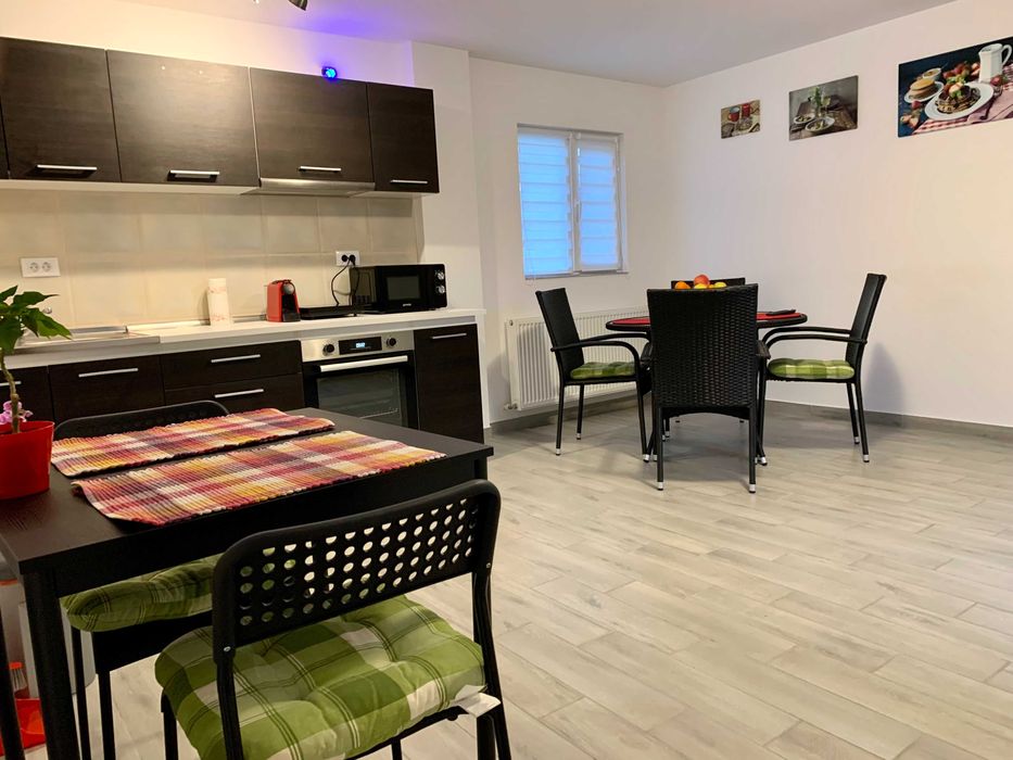 Garsonieră gratuită la casă (contra menaj)Sanpetru-utilitati incluse