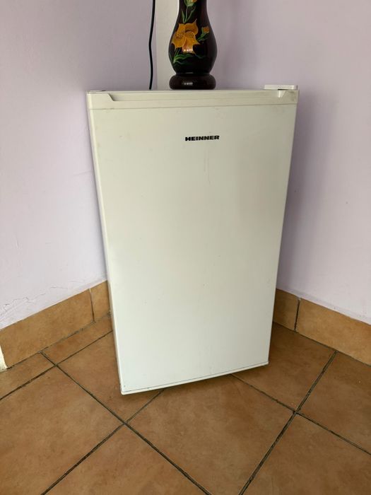 Frigider Heinner 90L