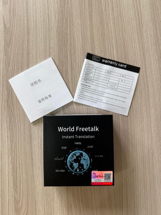 В продаже имеется Переводчик World Freetalk