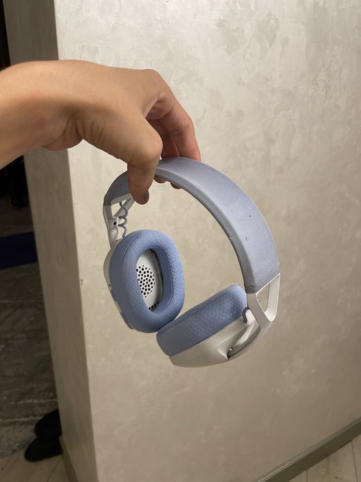 Продам наушники logitech g435 блютуз