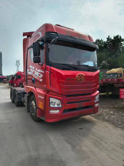 FAW Jiefang (解放) тягач