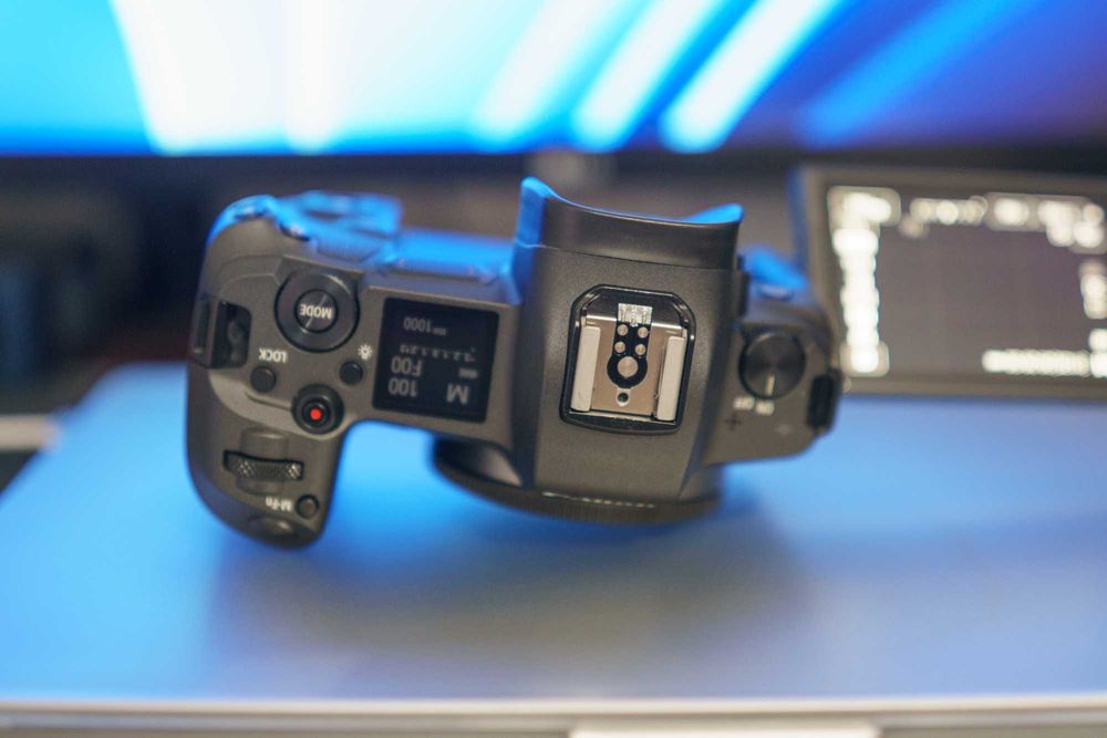 Canon R- Mirrorless/body Canon impecabil