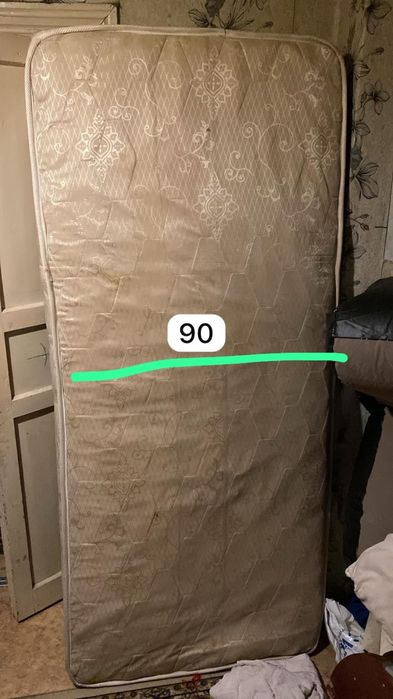 Кровать продам в хорошом состояние