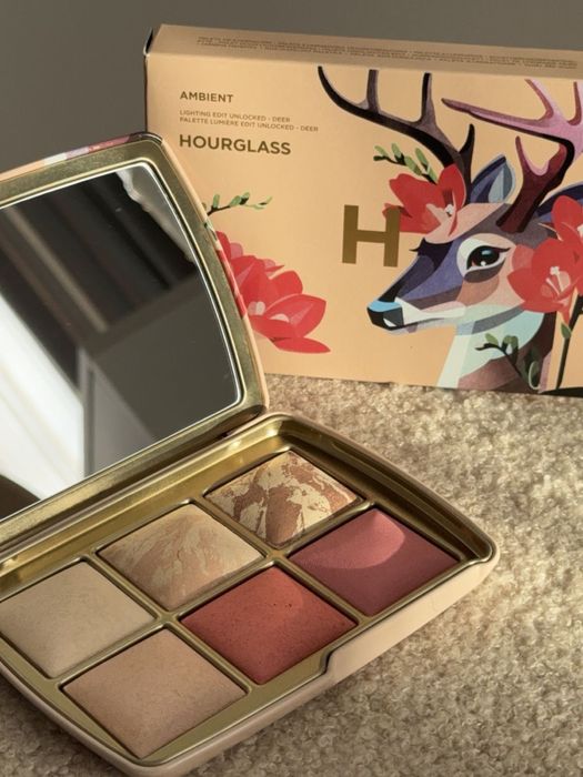 Палетка hourglass олень