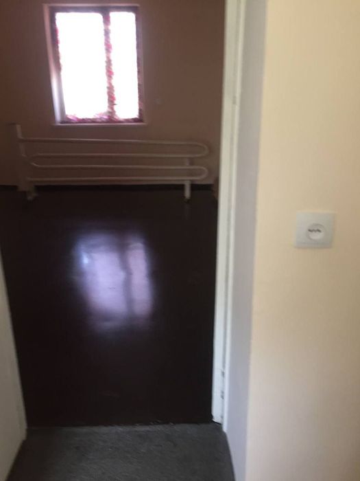 Dacha sotiladi o'rta saroyda