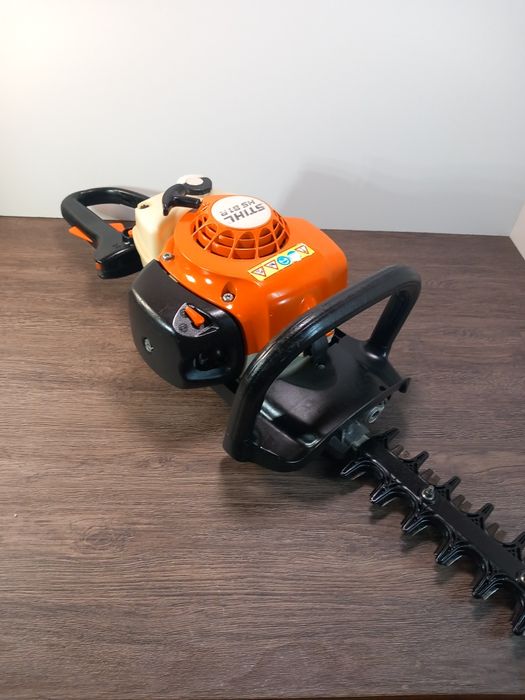 Vând Stihl HS 81R pentru gard viu