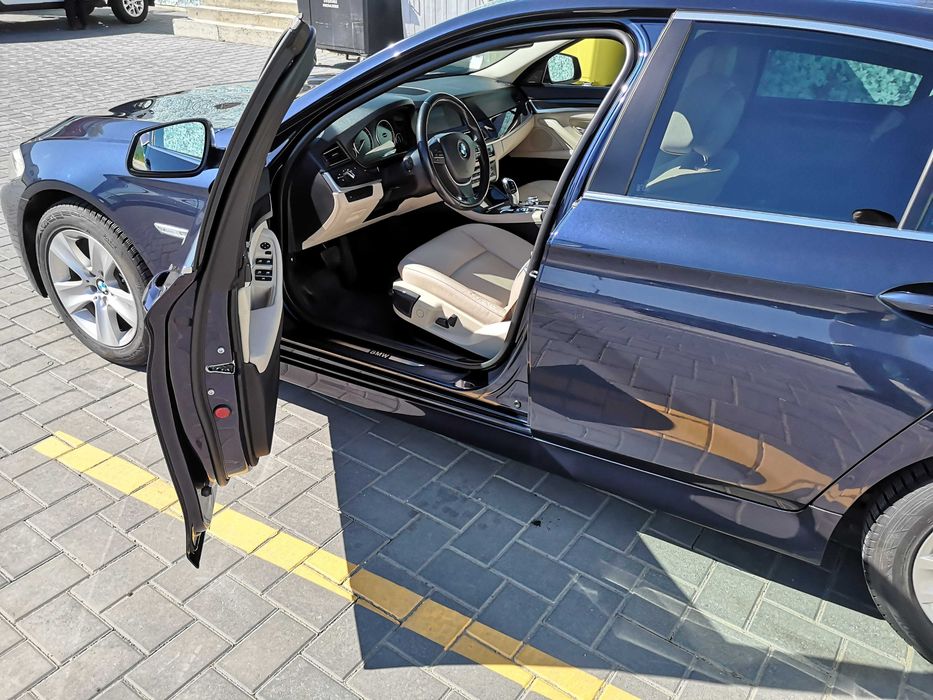 BMW Seria 5 F10 520d, 2012, stare foarte bună