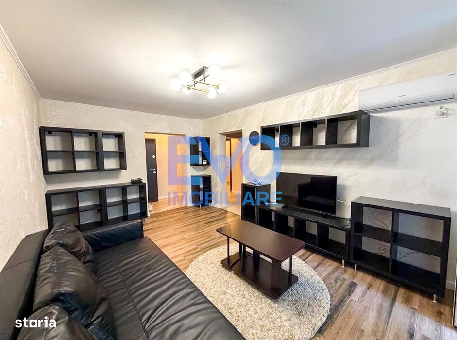 Apartament cu 3 camere, etajul 1, decomandat, zona Centrala