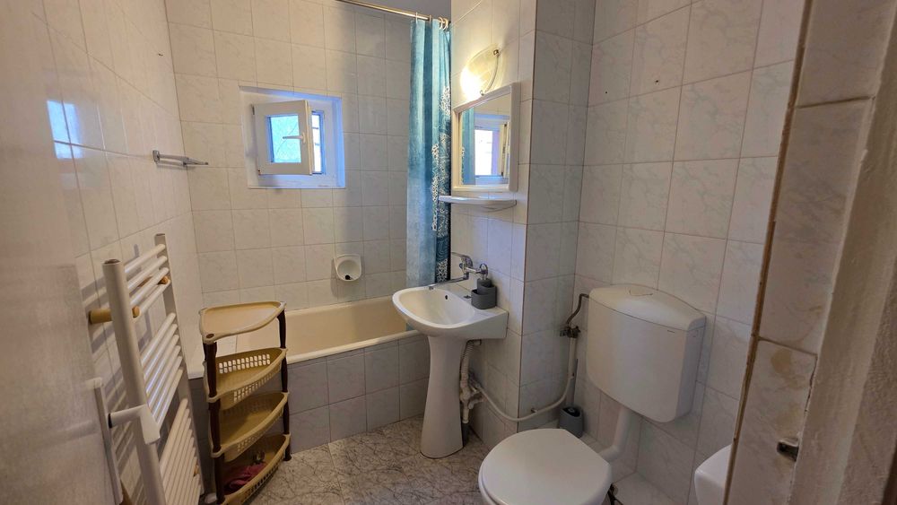 Apartament cu 2 camere in zona Cetate