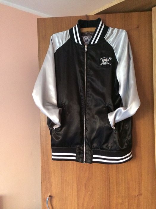 Geaca dama, doua fete