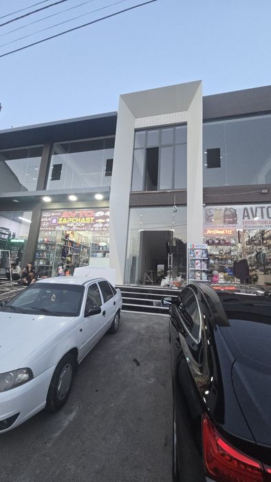 Сдаётся в аренду 2 этаж 200²м адрес ул чукурйул МАКАРОНКА
