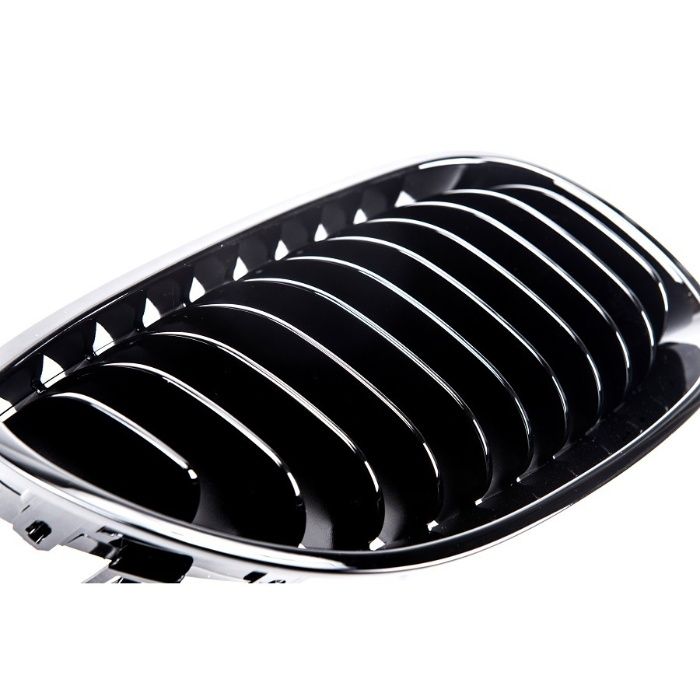 Grile M-Look BMW E60 E61 Negru lucios Simplu