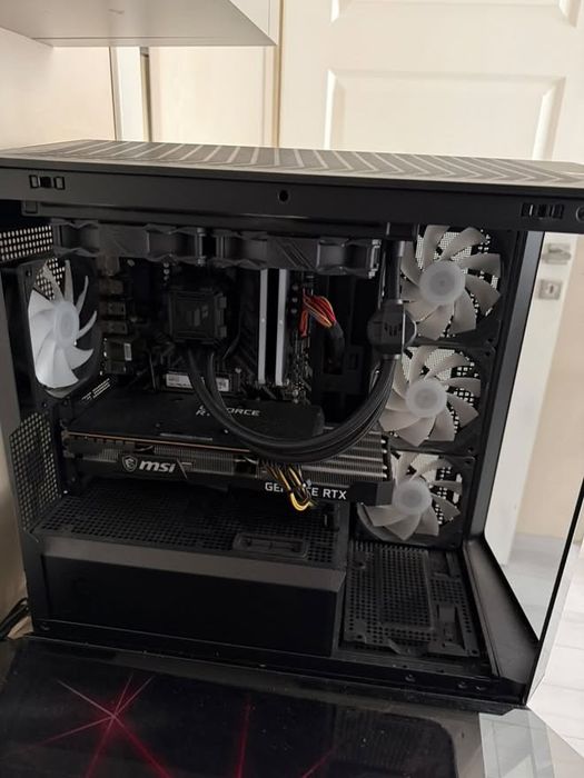 Геймърски компютър rtx3070 ryzen5 5600 16GB RAM