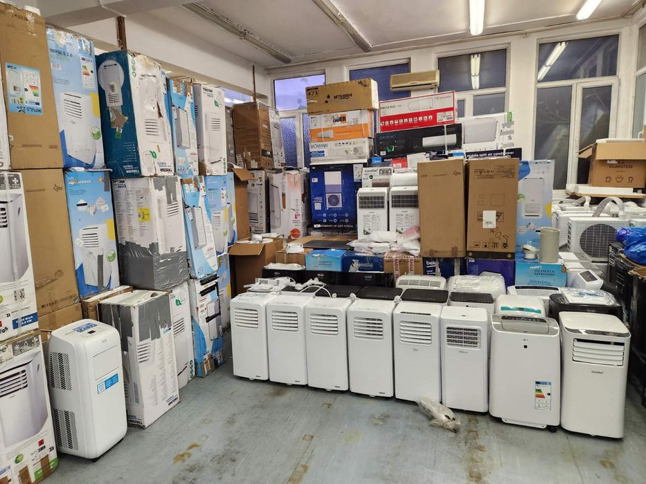 Компресорен мобилния климатик.