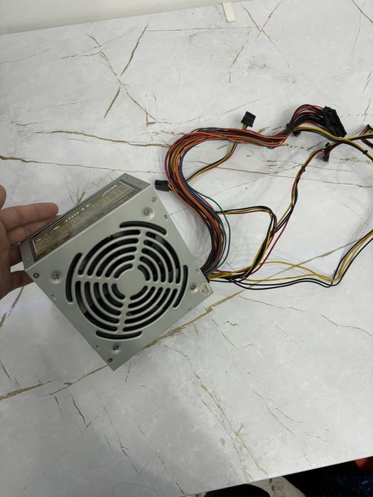 НА ЗАПЧАСТИ, комплектующие.