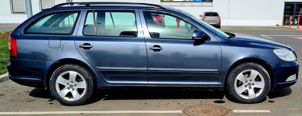 Vând Skoda Octavia 2 Facelift