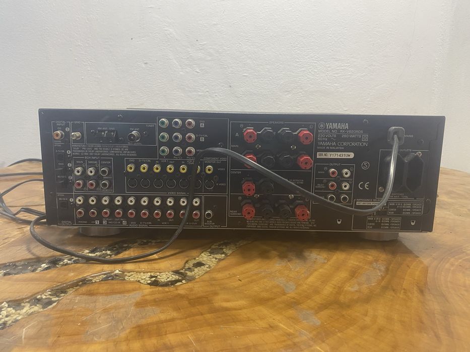 Statie / amplificator yamaha RX V620RDS