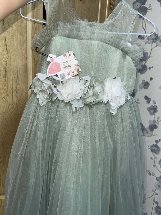 Платье для девочек нарядное, для фотосессии или дня дня рождения.