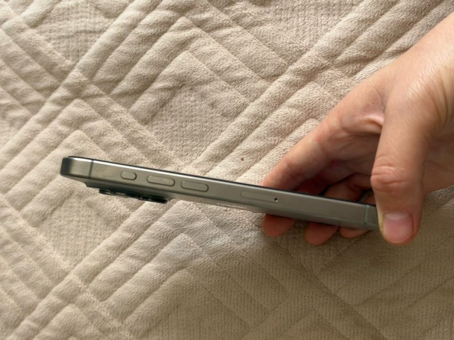 Iphone 15 pro 128г