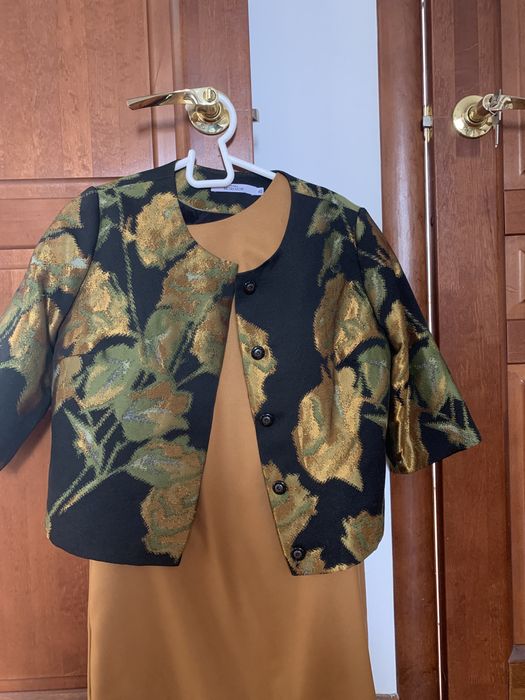 Костюм женскии