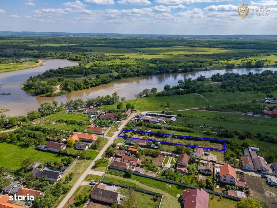 Teren intravilan 400 mp de vanzare in Sanpaul