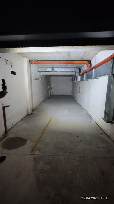 Продава се Гараж / Паркомясто в София, 7-ми 11-ти километър - 33 кв.м за 1667 €/кв.м - Снимка #1