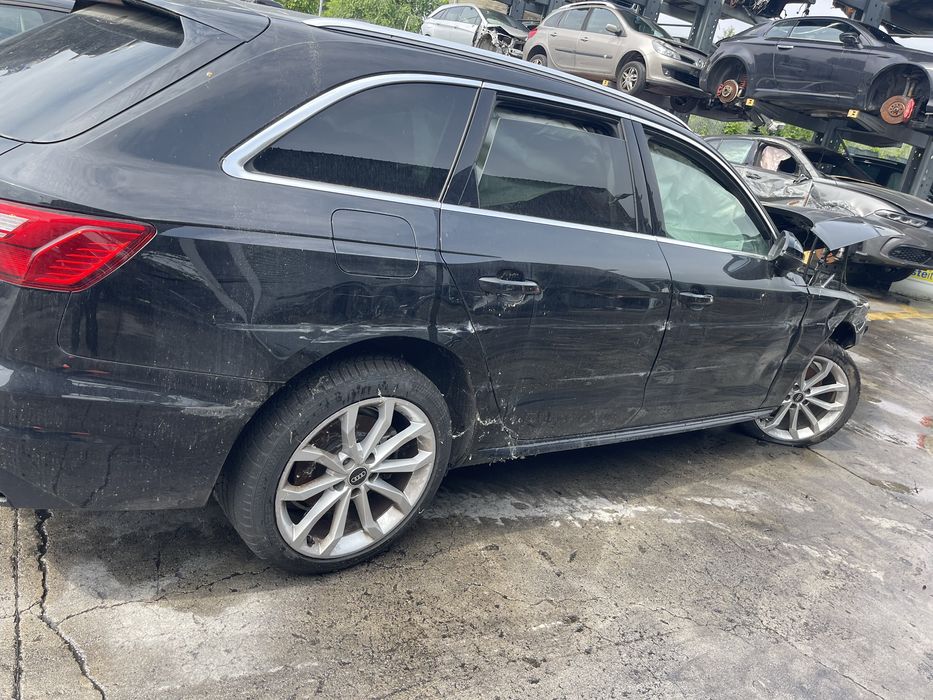 Dezmembrez Audi A4 B9 2.0 diesel