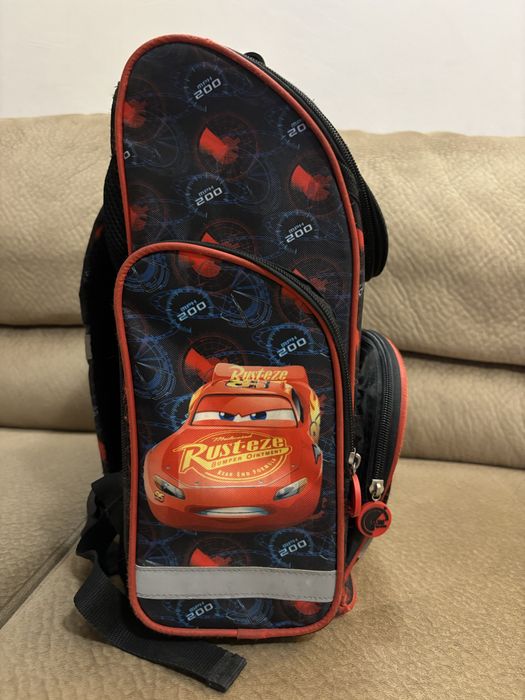 Раница за училище