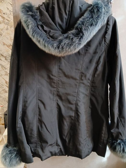 Зимняя одежда, куртки, пальто.