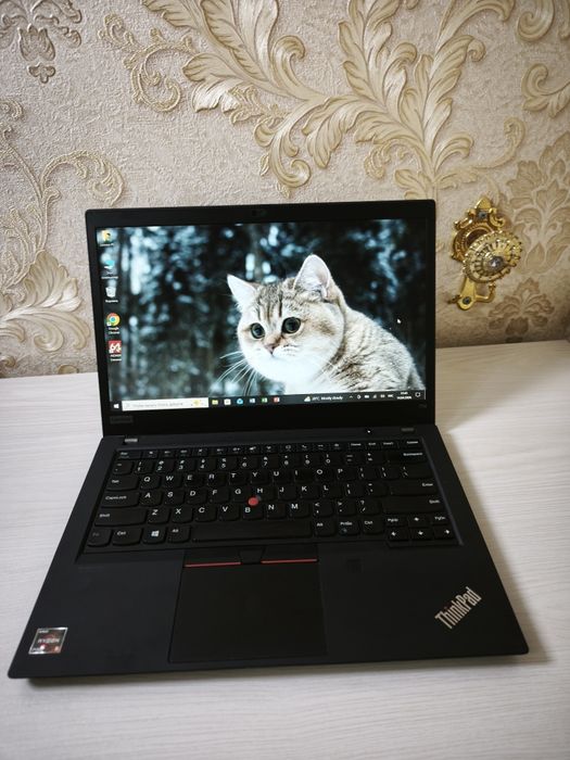 Lenovo Thinpad T14 Touchscreen