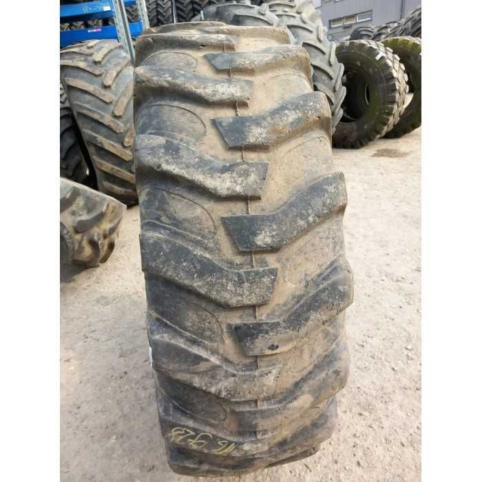 Cauciucuri Armour 16.9R28 pentru Case IH și Doosan.