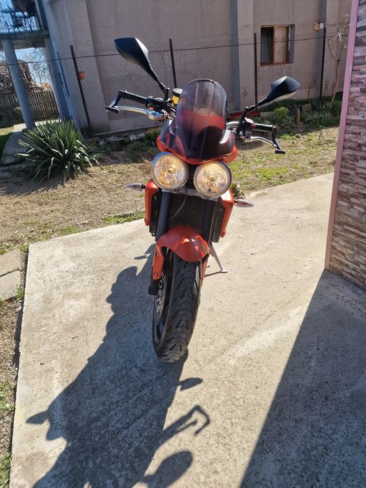 Triumph street triple 675r