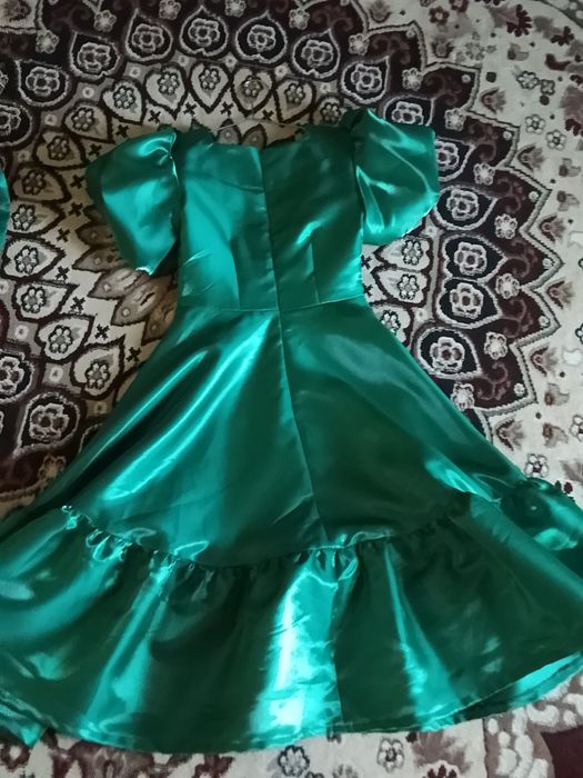 Vecherniy ko'ylak qizlar uchun