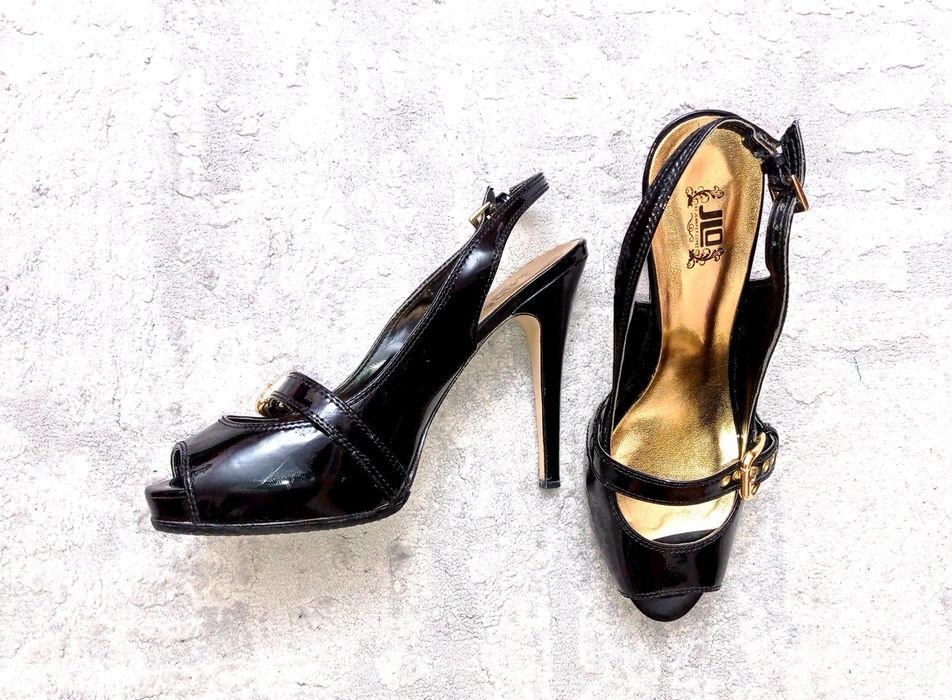 By Jennifer Lopez из США босаножки. Размер 40.