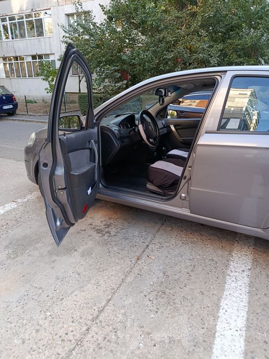 Vând mașină Chevrolet Aveo