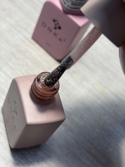 Цветна каучукова база ДНК