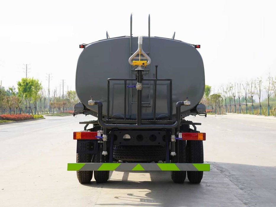 Водовоз Shacman 15 м³ –Weichai м, 15 KUNDA KELADI