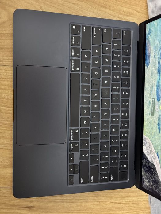 Продам Ноутбук MacBook