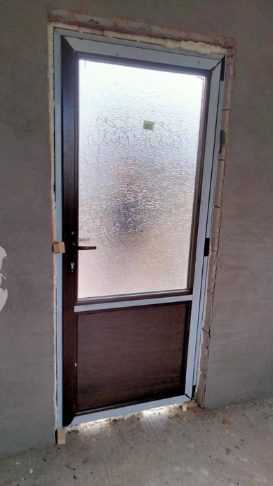 Rulouri exterioare și Termopane