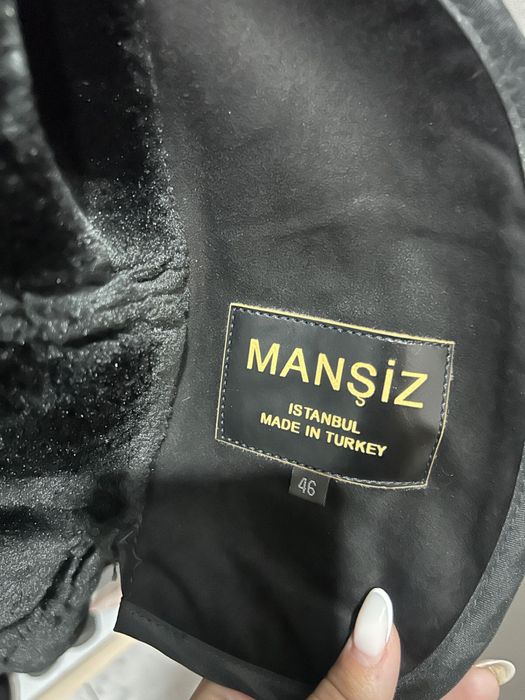 Продам дубленку 46 размера новая