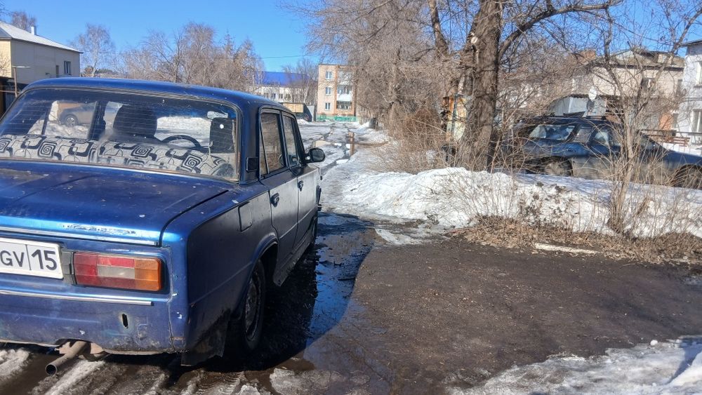 Продам ваз 2103 на ходу