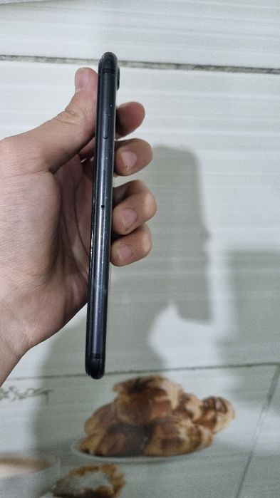 Iphone 7 32gb tel ideal srochni